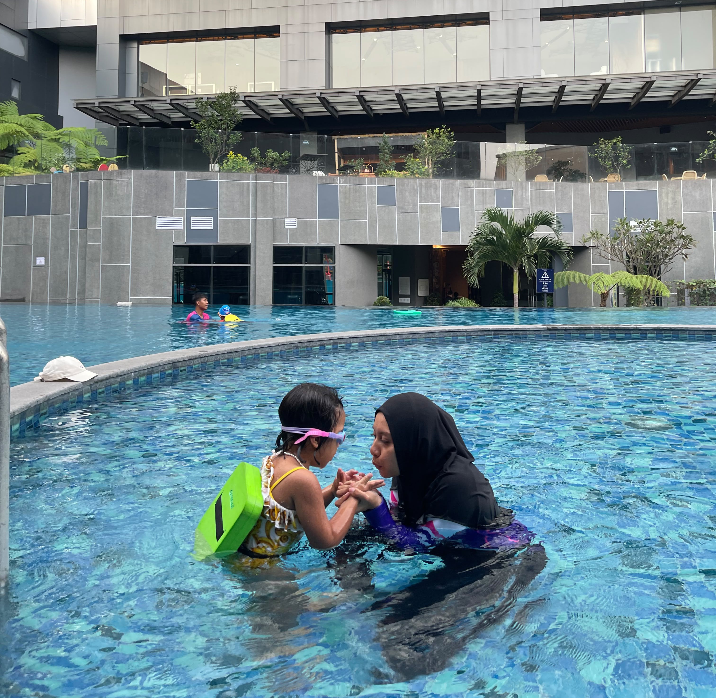 Twins Private Swimming Course